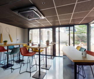 Bureau privé 60 m² 15 postes Coworking Rue Balthazar-Dieudé Marseille 13006 - photo 8